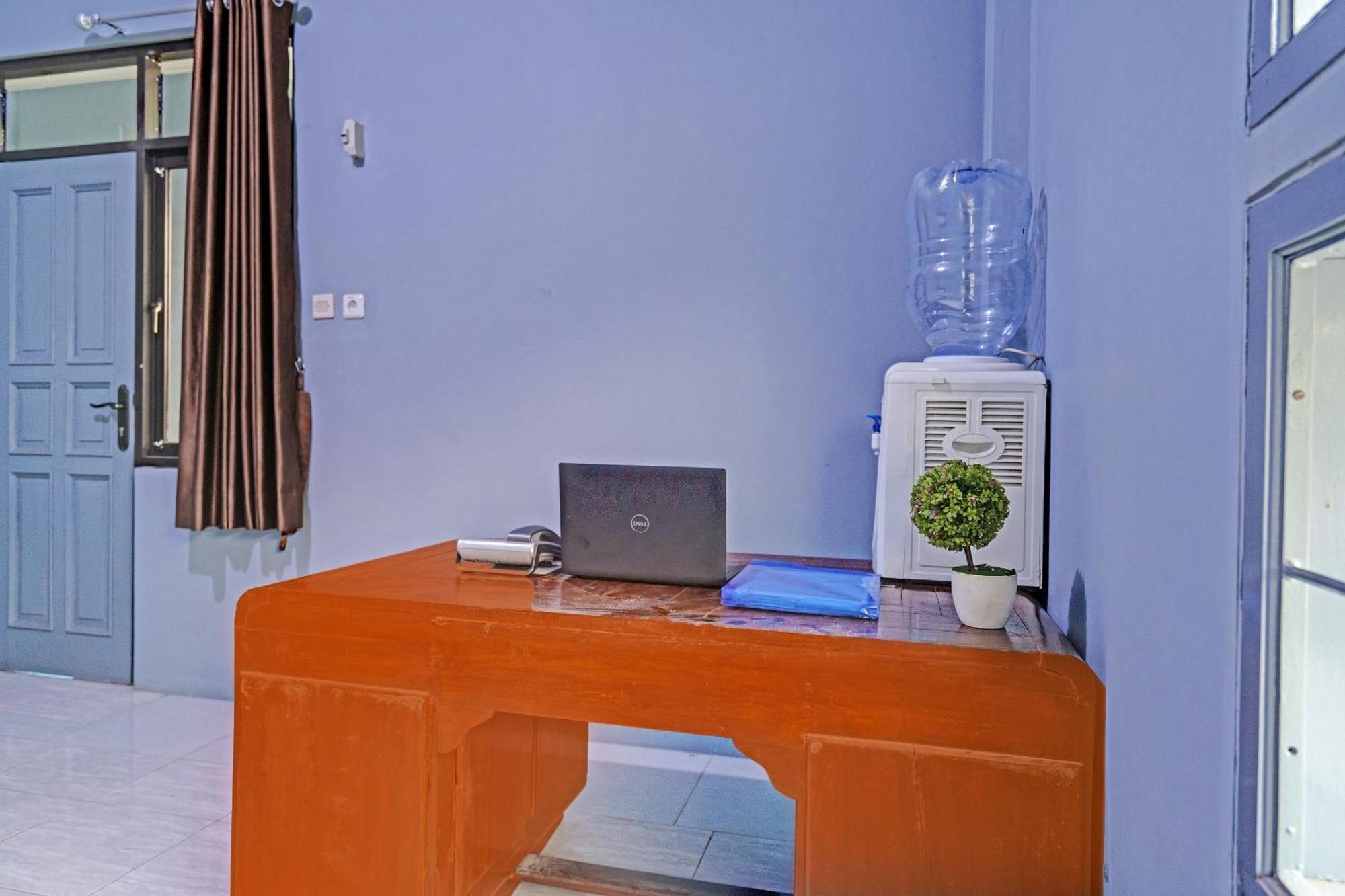 Oyo Life 91592 Aaliya Guest House Syariah Lebakwangi Exteriér fotografie