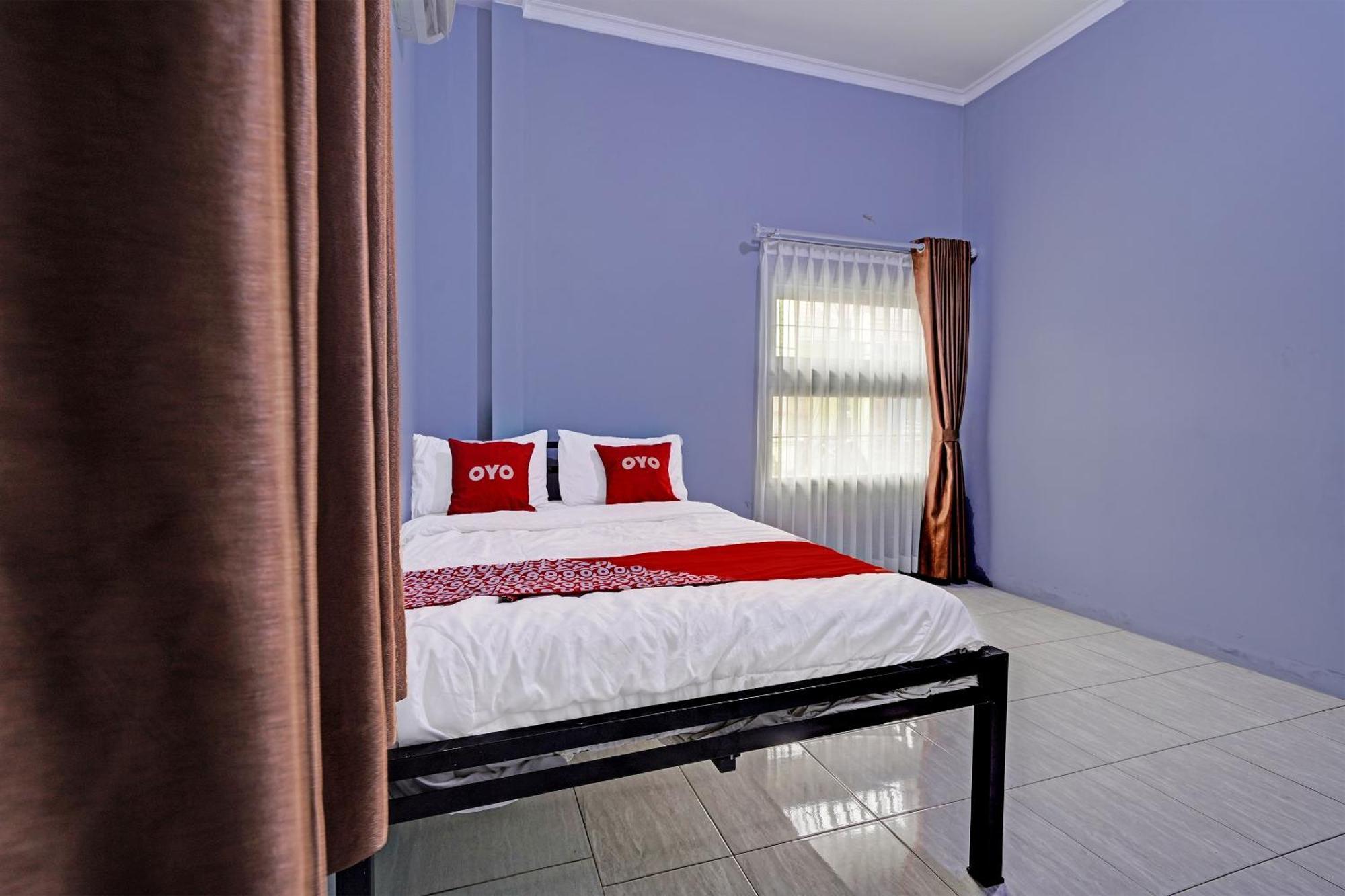 Oyo Life 91592 Aaliya Guest House Syariah Lebakwangi Exteriér fotografie