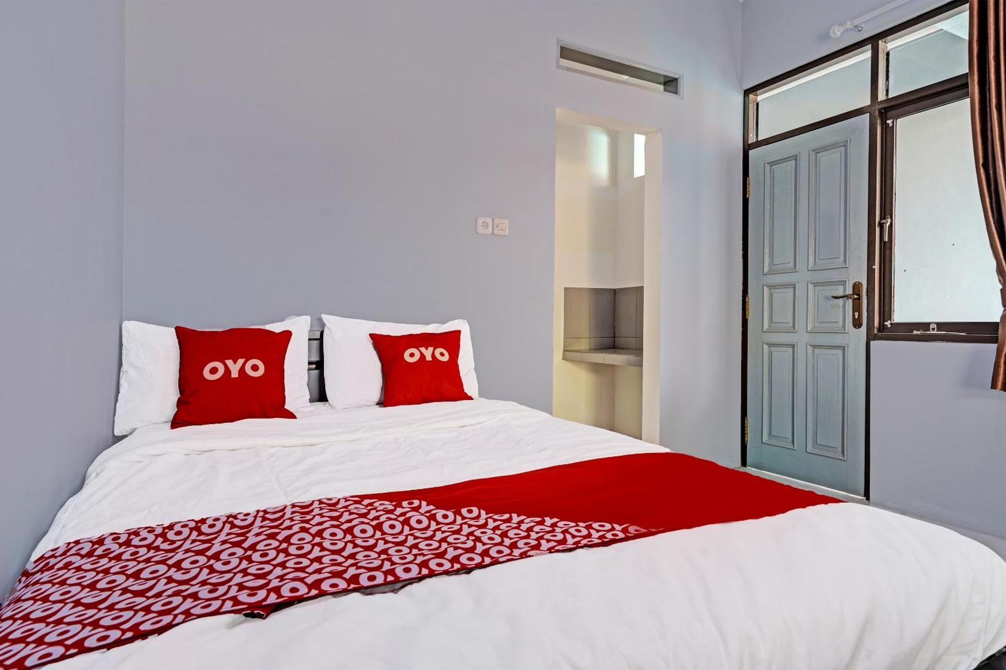 Oyo Life 91592 Aaliya Guest House Syariah Lebakwangi Exteriér fotografie