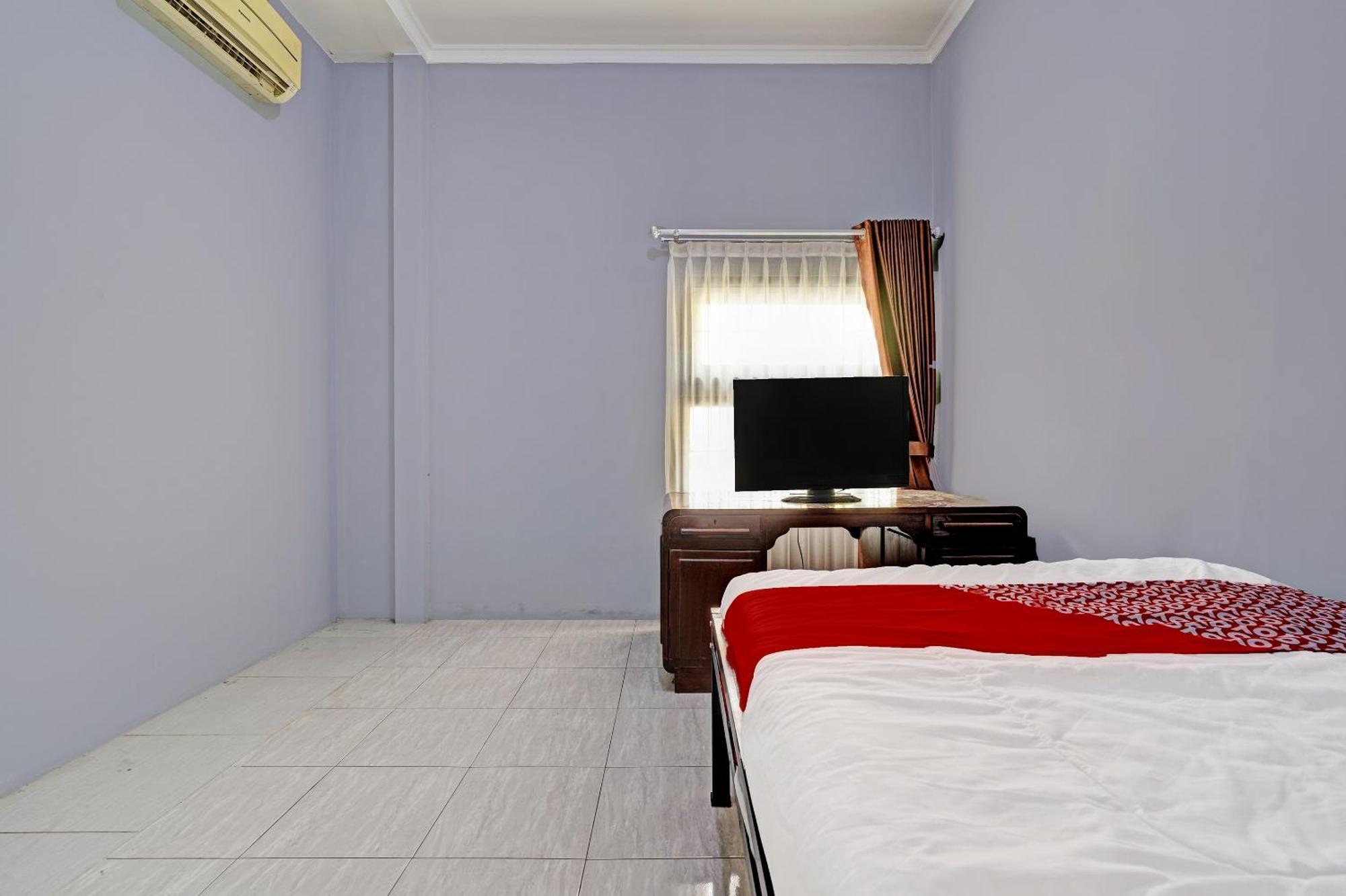 Oyo Life 91592 Aaliya Guest House Syariah Lebakwangi Exteriér fotografie